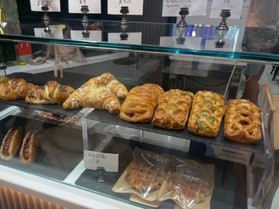 From 7PM all pastries 50% off!